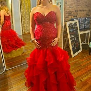 Red Sherri hill prom dress size 12
